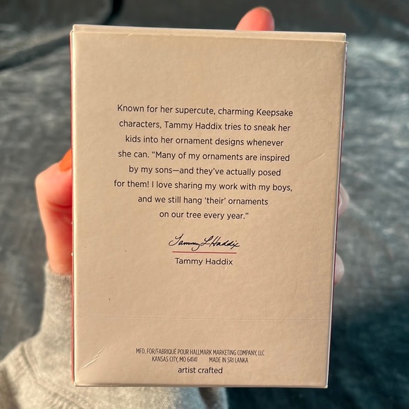 2019 Hallmark Keepsake Ornament - Picture 5 of 5